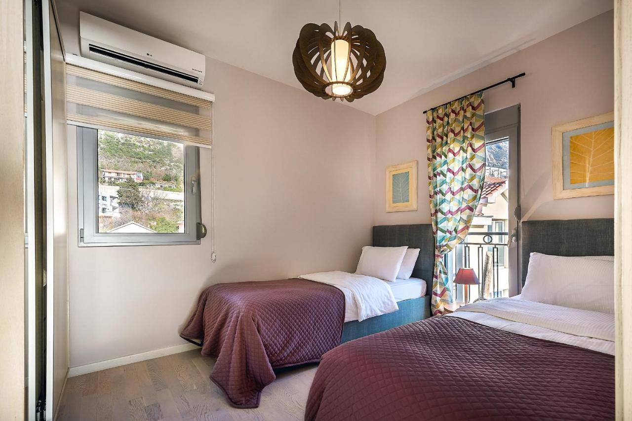 2Montenegro Limeta Apartments With Pool Котор Екстериор снимка