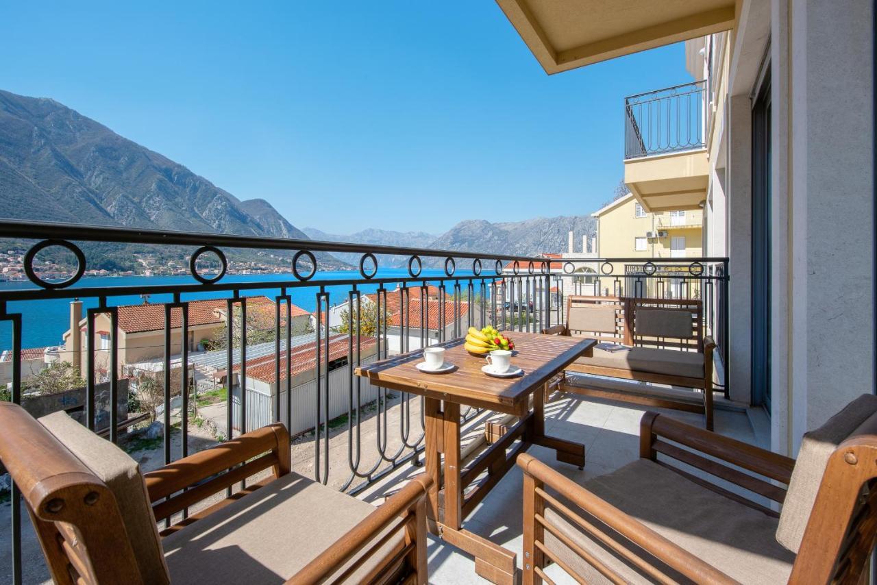 2Montenegro Limeta Apartments With Pool Котор Екстериор снимка