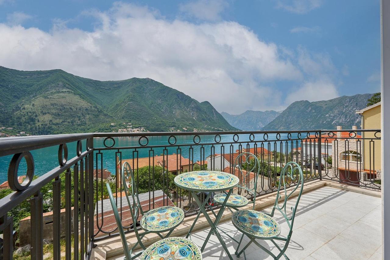 2Montenegro Limeta Apartments With Pool Котор Екстериор снимка