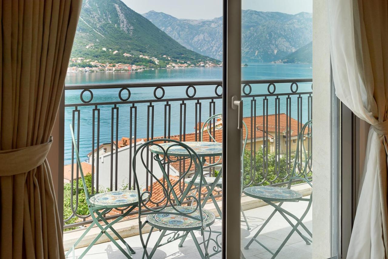 2Montenegro Limeta Apartments With Pool Котор Екстериор снимка